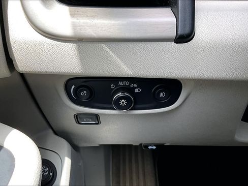 Used 2020 GMC Terrain Denali w/ Denali Premium Package FWD image 34