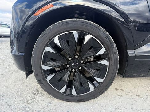 Used 2024 Chevrolet Blazer EV RS image 14