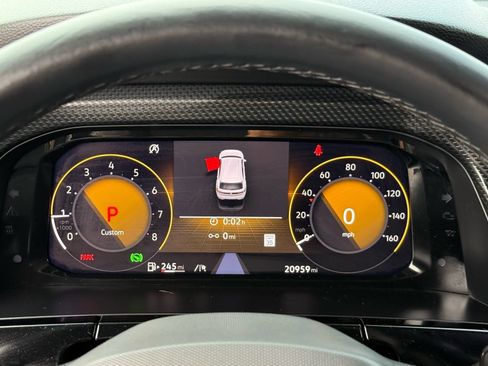 Used 2024 Volkswagen Atlas Cross Sport SEL Premium R-Line AWD/4WD image 19