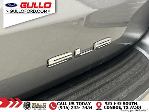 Used 2022 GMC Yukon XL SLE w/ Gmc Pro Safety Plus Package AWD/4WD image 32