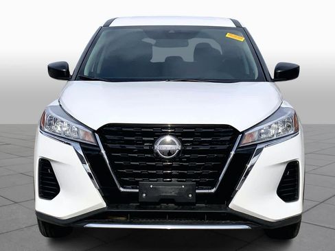 Used 2025 Nissan Kicks Play S image 4