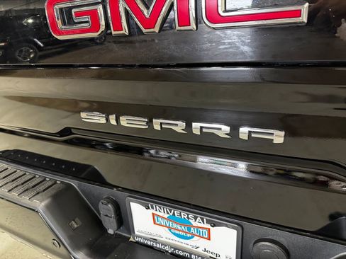 Used 2019 GMC Sierra 1500 AT4 w/ AT4 Premium Package AWD/4WD image 32
