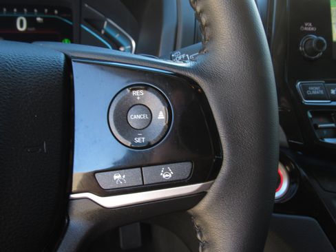 Used 2023 Honda Odyssey Touring image 30