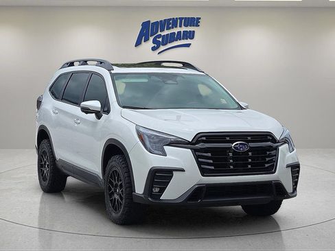 Used 2023 Subaru Ascent Touring AWD/4WD image 1