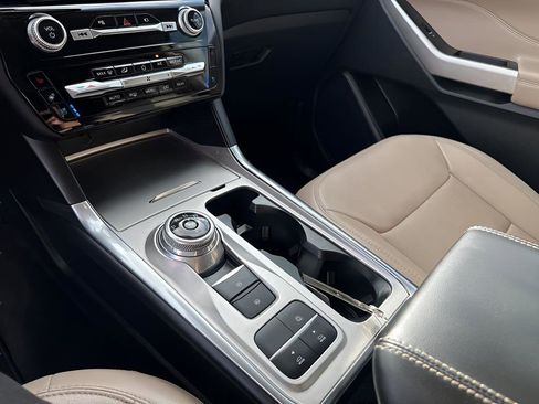 Used 2022 Ford Explorer Limited w/ Hybrid Equipment Group 310A image 37