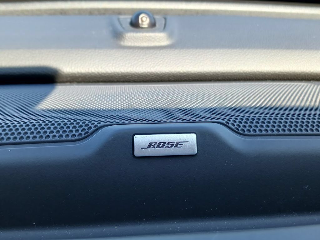 Used 2019 Chevrolet Colorado Z71 AWD/4WD image 22