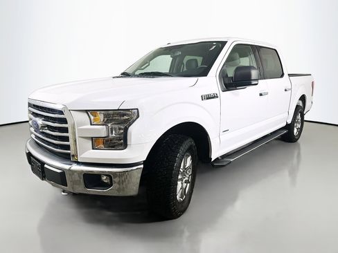 Used 2016 Ford F150 XLT w/ Equipment Group 302A Luxury image 3