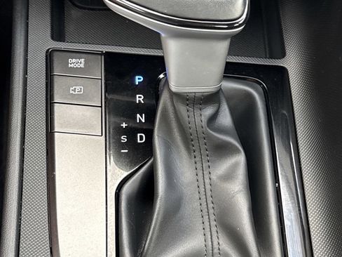 Used 2025 Hyundai Elantra Sport FWD image 26
