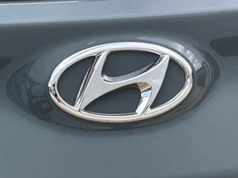 Used 2022 Hyundai Kona SEL w/ Cargo Package AWD/4WD image 15