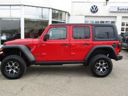 Used 2021 Jeep Wrangler Unlimited Rubicon AWD/4WD image 2