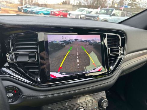 Used 2022 Dodge Durango GT image 28