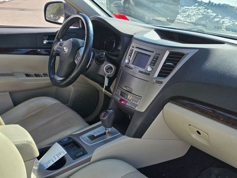 Used 2013 Subaru Legacy 2.5i Limited image 11