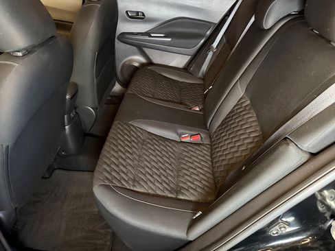 Used 2021 Nissan Kicks S image 20