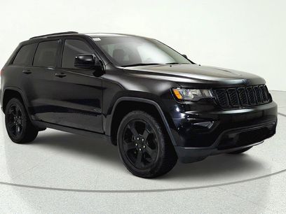 Used 2018 Jeep Grand Cherokee Laredo