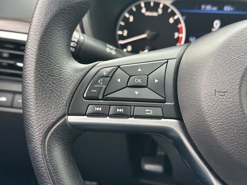 Certified 2023 Nissan Altima 2.5 SV FWD image 38