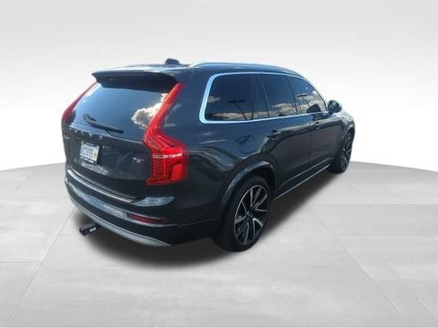 Used 2022 Volvo XC90 T6 Momentum w/ Advanced Package AWD/4WD image 12