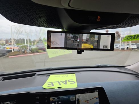 Used 2023 Nissan Ariya image 18