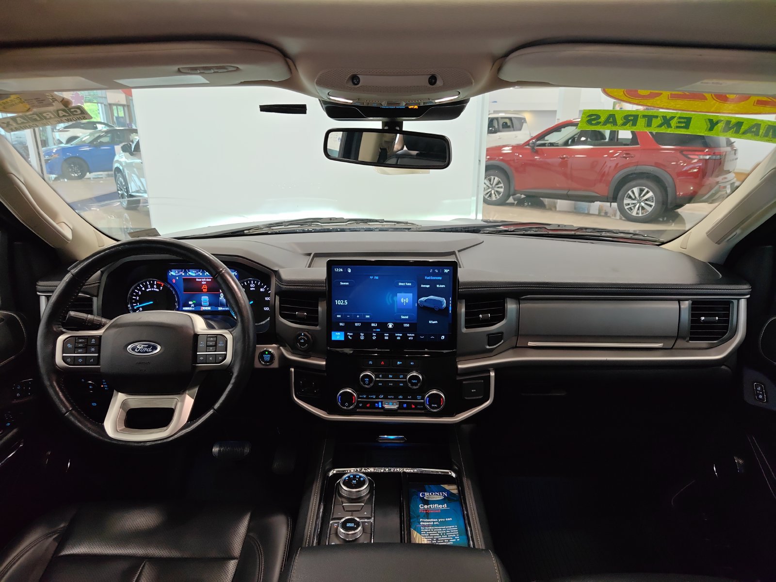 Used 2023 Ford Expedition XLT AWD/4WD image 34