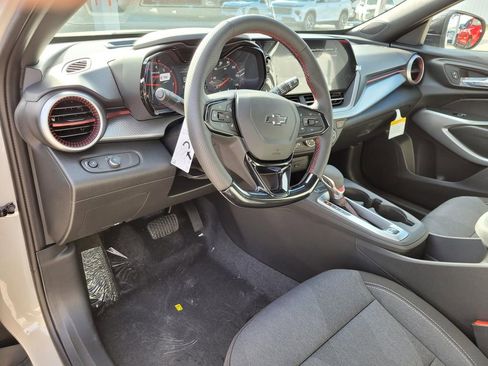 New 2026 Chevrolet Trax RS w/ Sunroof Package FWD image 11