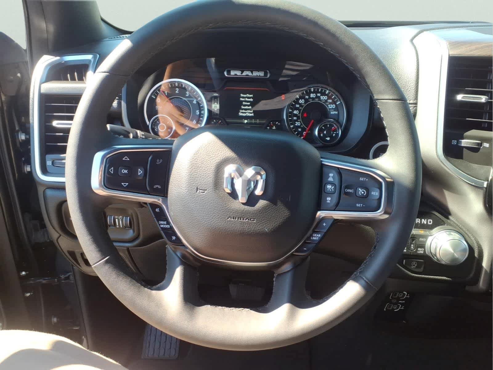 Used 2025 RAM 1500 Laramie AWD/4WD image 29