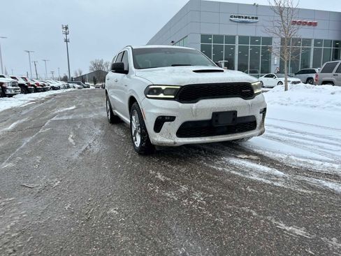 Certified 2023 Dodge Durango R/T image 9