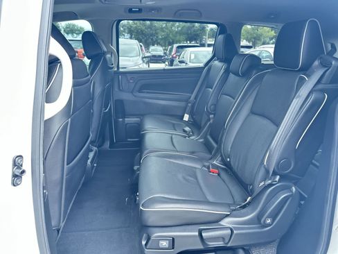 Used 2025 Honda Odyssey Elite image 15