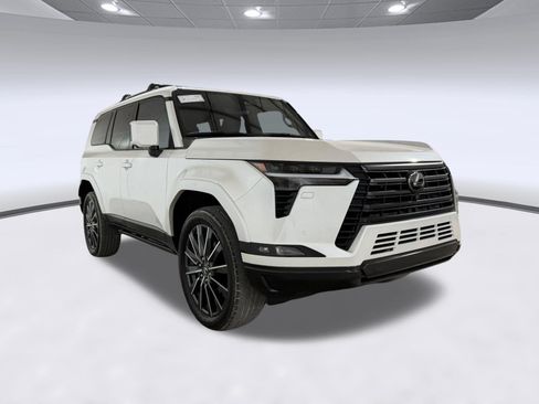Used 2024 Lexus GX 550 w/ Accessory Package (Z1) AWD/4WD image 37
