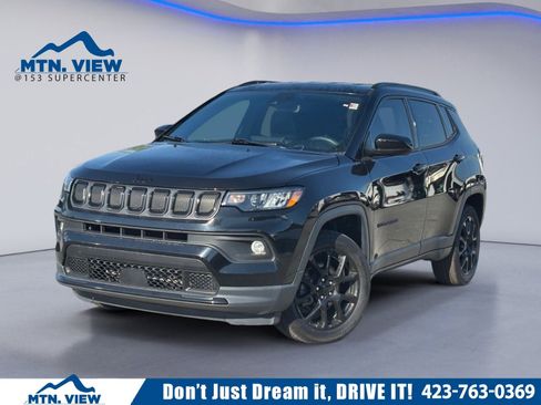 Used 2022 Jeep Compass Altitude image 1