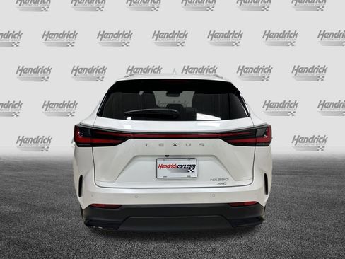 Used 2024 Lexus NX 350 AWD image 9