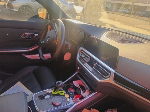 Used 2019 BMW 330i Sedan w/ Driving Assistance Package image 3