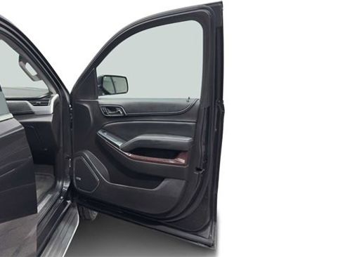 Used 2016 GMC Yukon XL SLT w/ Open Road Package image 9