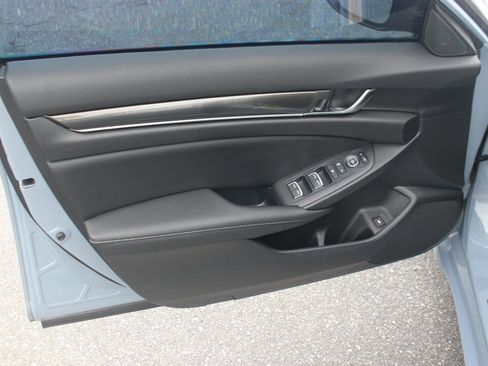 Used 2022 Honda Accord Sport image 12