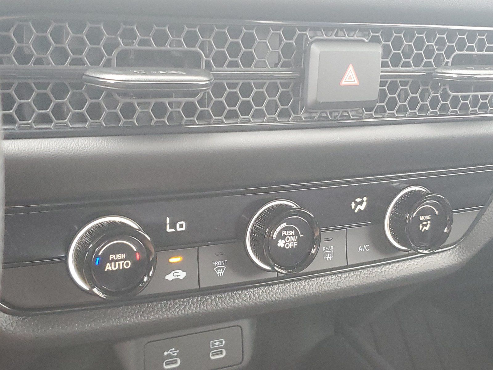Used 2027 Honda HR-V LX image 26