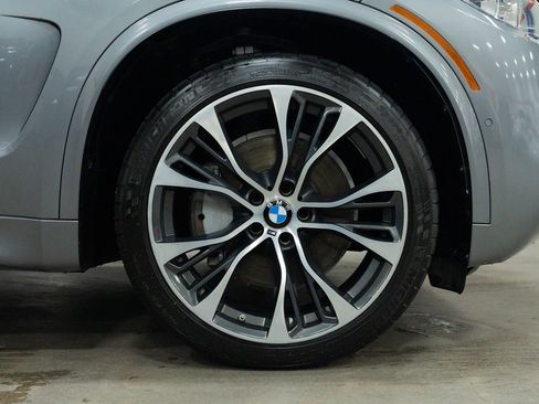 Used 2018 BMW X5 xDrive50i w/ M Sport Package image 14