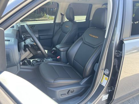 Used 2025 Ford Maverick Tremor AWD/4WD image 19