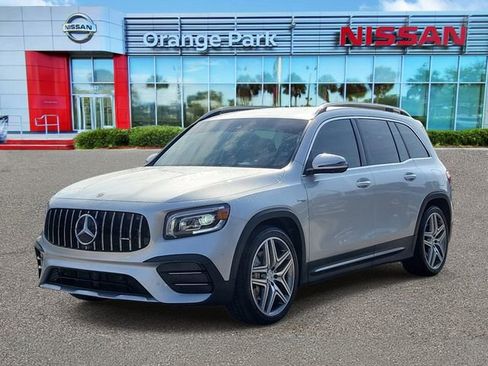 Used 2022 Mercedes-Benz GLB 35 AMG 4MATIC image 2