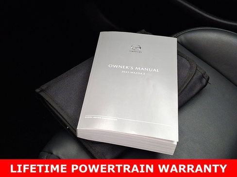 Used 2025 MAZDA MAZDA3 s image 26