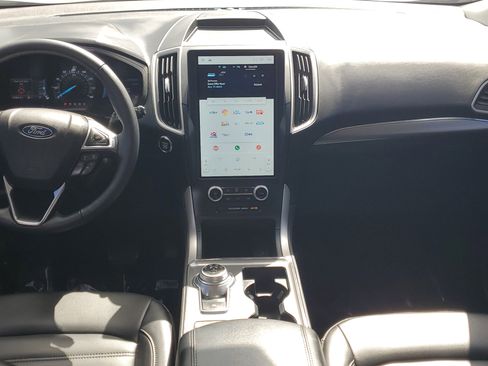 Certified 2022 Ford Edge SEL w/ Convenience Package image 16