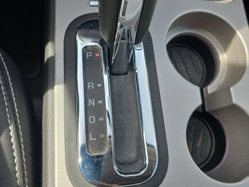 Used 2010 Ford Edge SEL FWD image 11