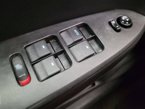 Used 2015 Chevrolet Impala Limited LS FWD image 27