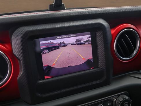 Used 2021 Jeep Gladiator Rubicon image 18