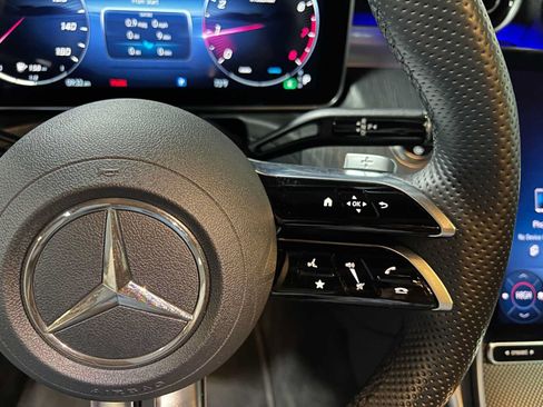 Used 2023 Mercedes-Benz C 300 4MATIC Sedan image 35