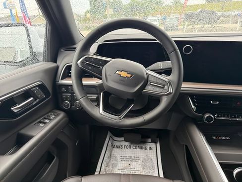 New 2026 Chevrolet Suburban High Country AWD/4WD image 12