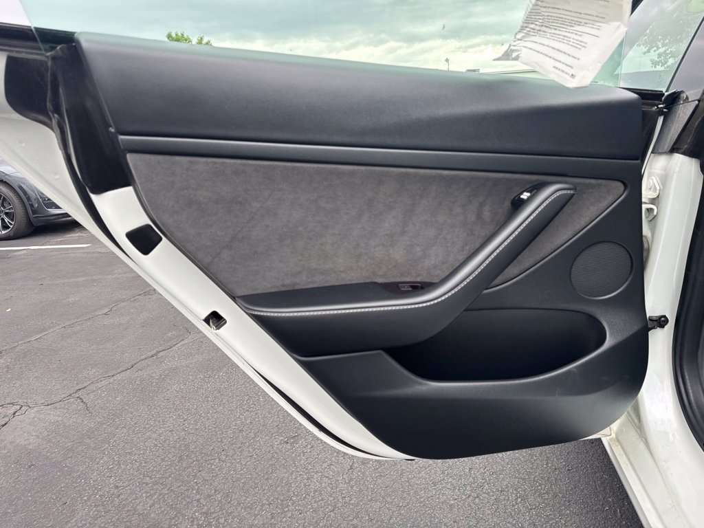 Used 2022 Tesla Model 3 Long Range AWD/4WD image 13