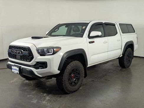Used 2018 Toyota Tacoma TRD Pro image 4