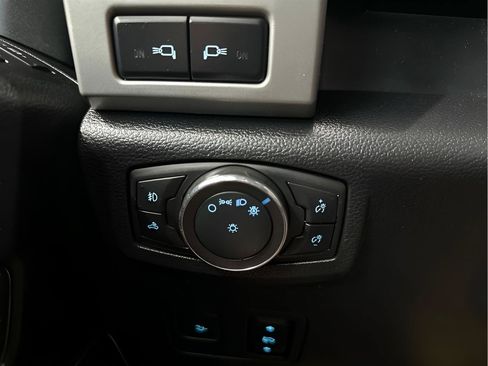 Used 2019 Ford F250 Lariat w/ Lariat Ultimate Package AWD/4WD image 16