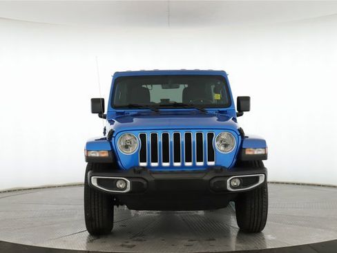 Used 2023 Jeep Wrangler Sahara image 12