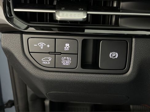 New 2026 Kia Sportage EX image 34