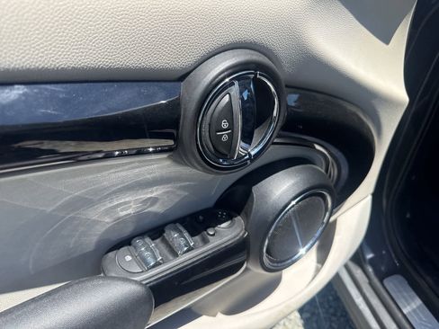 Used 2017 MINI Cooper S FWD image 15