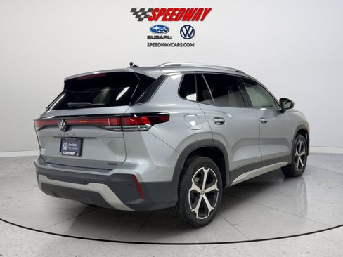 Certified 2025 Volkswagen Tiguan SE AWD/4WD image 6